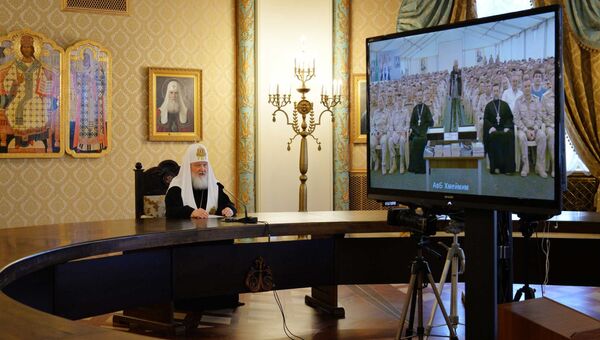 Патриарх Кирилл во время видеомоста с военнослужащими авиабазы ВКС РФ Хмеймим в Сирии. 8 апреля.