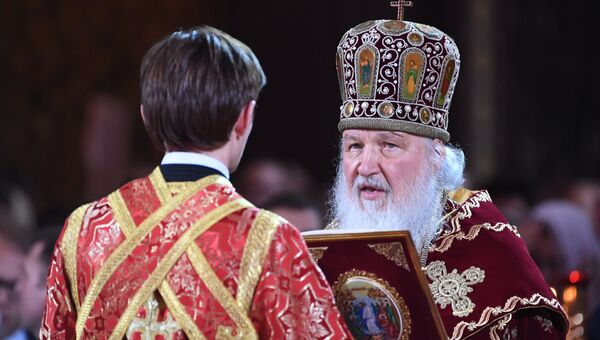 Патриарх Московский и всея Руси Кирилл на праздничном пасхальном богослужении в храме Христа Спасителя.