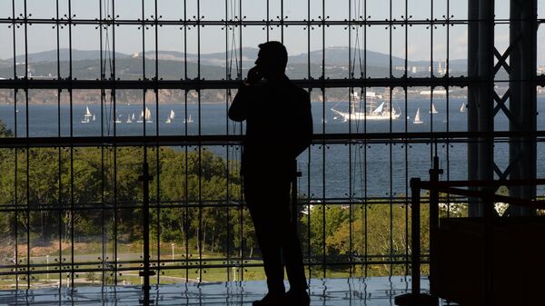Участник экономического форума на острове Русский во Владивостоке