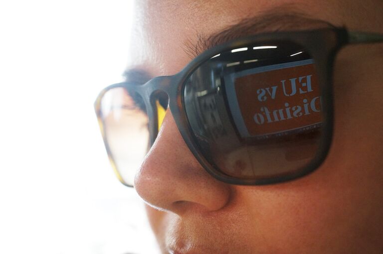 Отражение логотипа сайта Европа против дезинформации (EU vs DISINFORMATION) Отражение логотипа сайта Европа против дезинформации (EU vs DISINFORMATION)