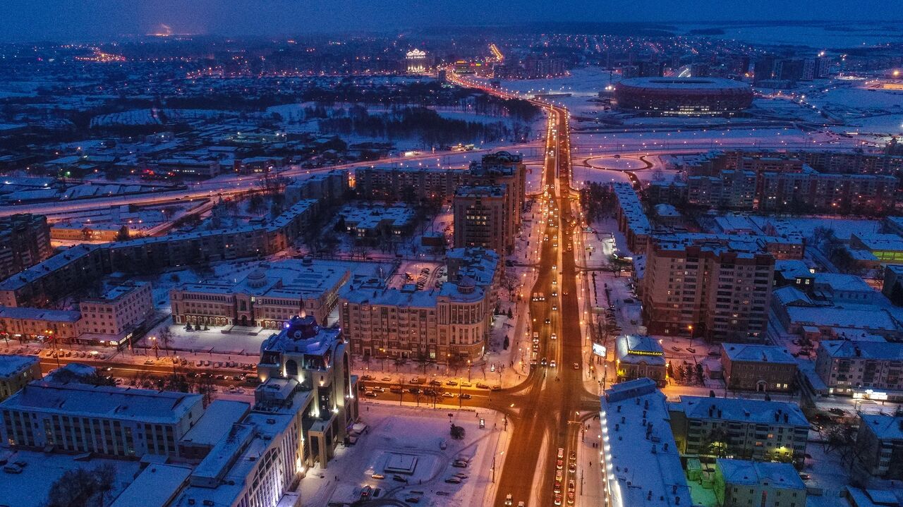 Приволжскому полпреду показали завод 