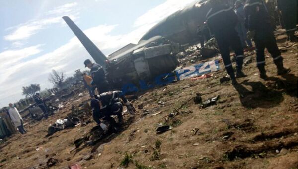Место крушения алжирского военного самолета Ил-76 в Буфарике. 11 апреля 2018