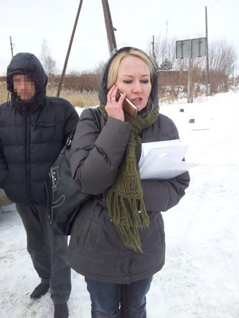 Оксана Труфанова возле ИК-6 в Копейске Оксана Труфанова возле ИК-6 в Копейске