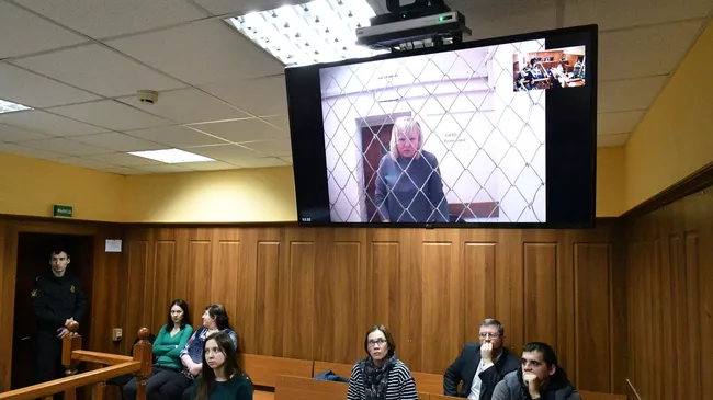 На заседании Кемеровского областного суда во время рассмотрения апелляционной жалобы главы инспекции государственного строительного надзора Кемеровской области Танзили Комковой