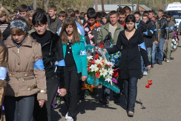 Панихида по погибшим школьницам села Беляевка