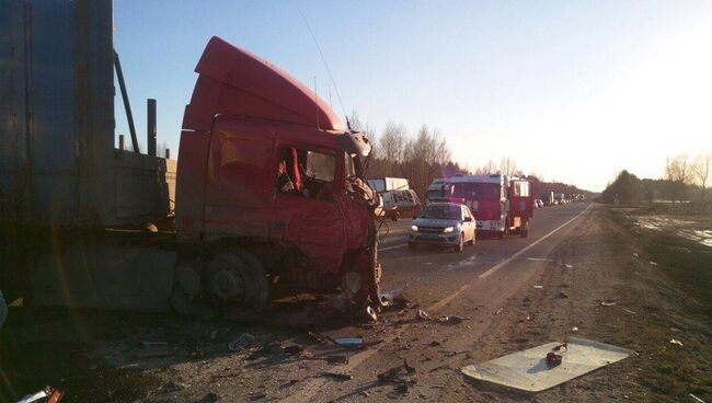 На месте ДТП в Череповецком районе Вологодской области. Архивное фото