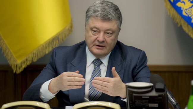 Президент Украины Петр Порошенко прокомментировал ракетный удар международной коалиции в составе США, Великобритании и Франции по военным объектам Сирии. 14 апреля 2018
