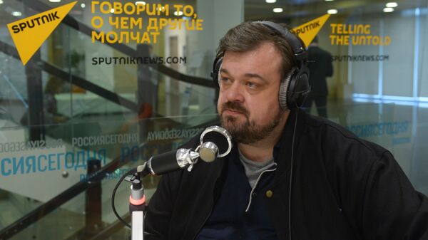 Спортивный телекомментатор Василий Уткин