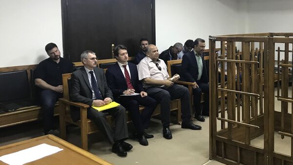 Члены российского дипломатического корпуса на судебном процессе над двумя гражданками России в Центральном уголовном суде в Багдаде. Архивное фото