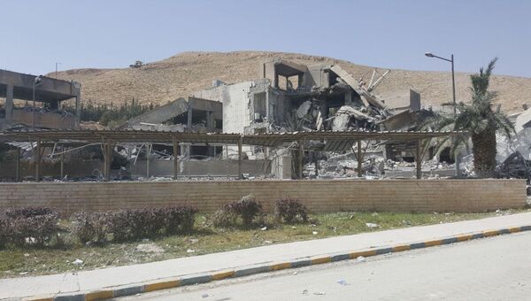 Исследовательский центр в Сирии, разрушенный в результате авиаударов коалиции