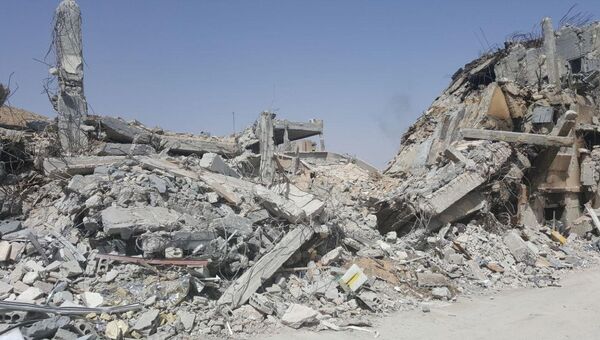 Исследовательский центр в Сирии, разрушенный в результате авиаударов коалиции. Архивное фото