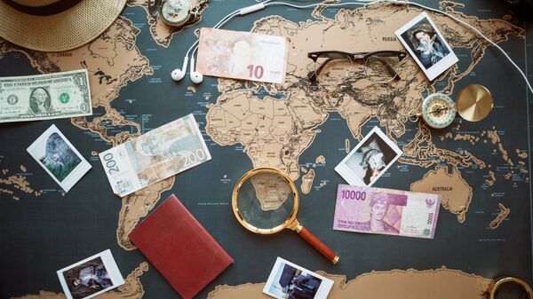 Карта, деньги и вещи в путешествии