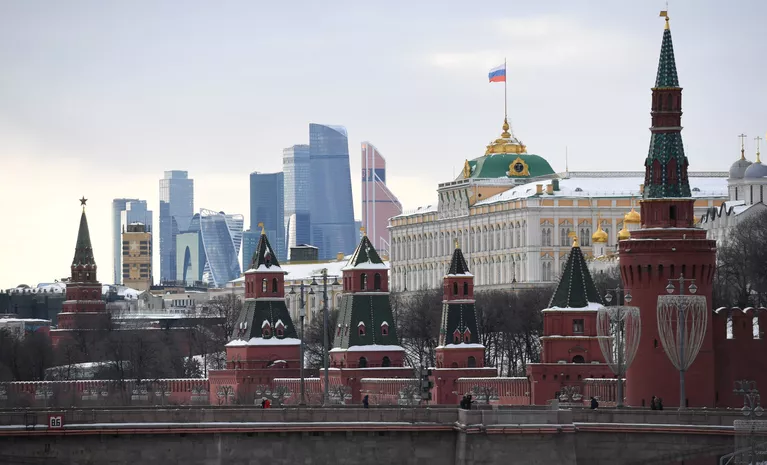 Кремлевская набережная Кремлевская набережная