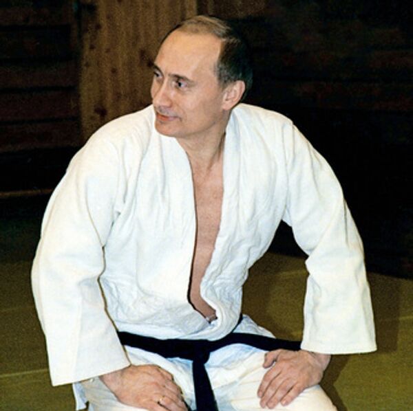 Владимир Путин во время тренировки. Архив