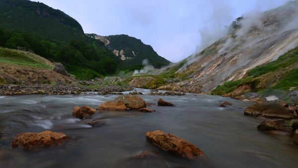 Река Гейзерная в Долине Гейзеров в Кроноцком государственном природном биосферном заповеднике на Камчатке
