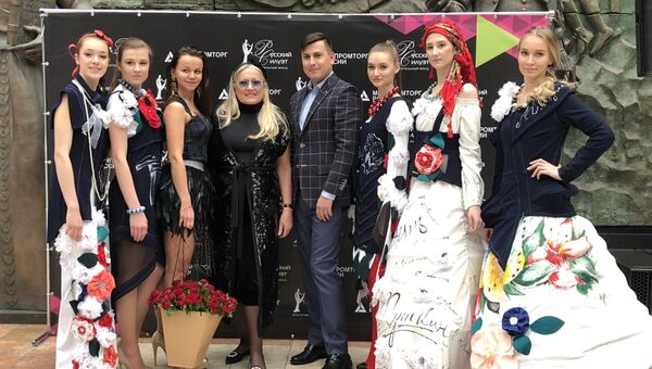 Fashion-шоу фонда Русский Силуэт в галерее искусств Зураба Церетели в рамках 40-го ММКФ