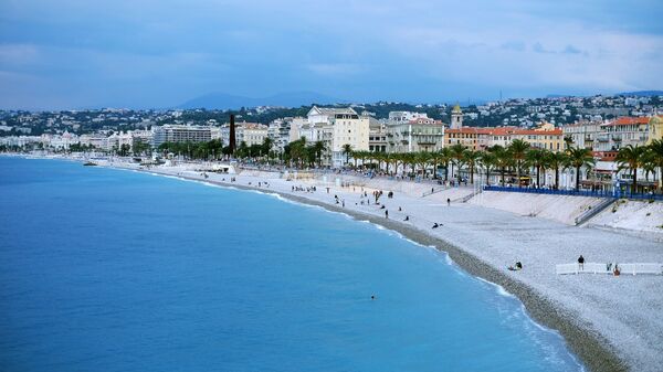 Вид на побережье Средиземного моря в Ницце