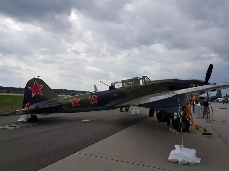 Штурмовик Ил-2 на аэрокосмическом салоне ILA-2018 в Берлине Штурмовик Ил-2 на аэрокосмическом салоне ILA-2018 в Берлине