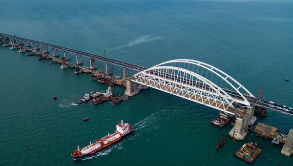 Строительство Крымского моста и автоподходов со стороны Тамани