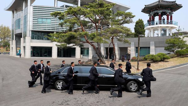Автомобиль лидера Северной Кореи Ким Чен Ына