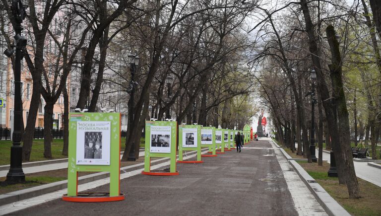 Открытие фотовыставки Москва Музыкальная на Тверском бульваре