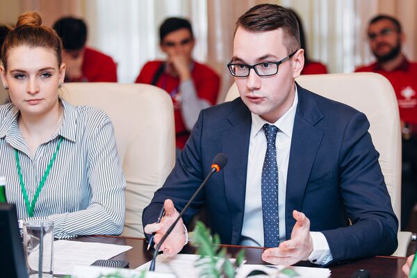 Павел Савчук на окружном форуме добровольцев ПФО и ЮФО Павел Савчук на окружном форуме добровольцев ПФО и ЮФО
