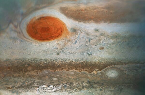 Большое красное пятно Юпитера снятое зондом Juno