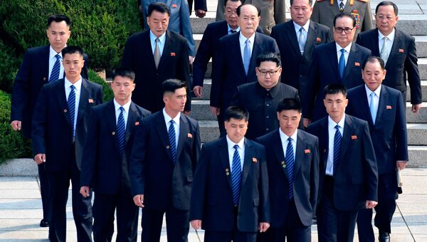 Лидер Северной Кореи Ким Чен Ын во время межкорейского саммита
