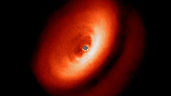 Газопылевой диск вокруг звезды IM Lupi