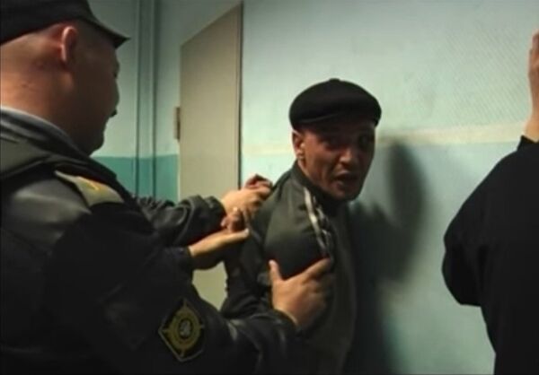 Задержание грабителя ломбарда Золотой слон сотрудниками ГУ МВД по Екатеринбургу Задержание грабителя ломбарда Золотой слон сотрудниками ГУ МВД по Екатеринбургу
