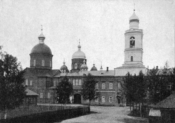 Леушинский монастырь в период расцвета в начале XX века Леушинский монастырь в период расцвета в начале XX века