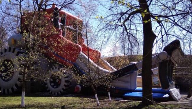 Батут в городе Орле, установленный на плакатах ветиранов