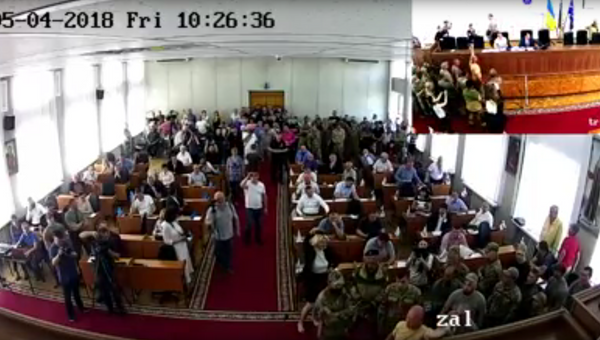Трансляция сессии городского совета в Никополе в Днепропетровской области
