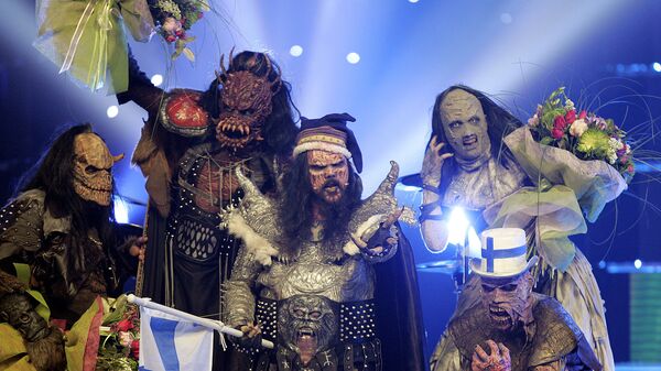 Финская группа Лорди (Lordi) празднует победу в конкурсе Евровидение-2006
