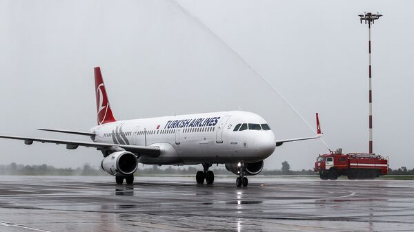 Самолет Airbus A321-200 турецкой авиакомпании Turkish Airlines