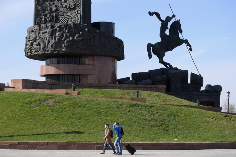Монумент Победы на Поклонной горе Монумент Победы на Поклонной горе