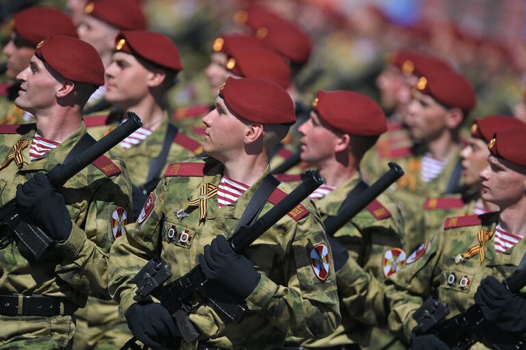 Парадный расчет Войск национальной гвардии Российской Федерации на военном параде, посвященном 73-й годовщине Победы в ВОВ Парадный расчет Войск национальной гвардии Российской Федерации на военном параде, посвященном 73-й годовщине Победы в ВОВ