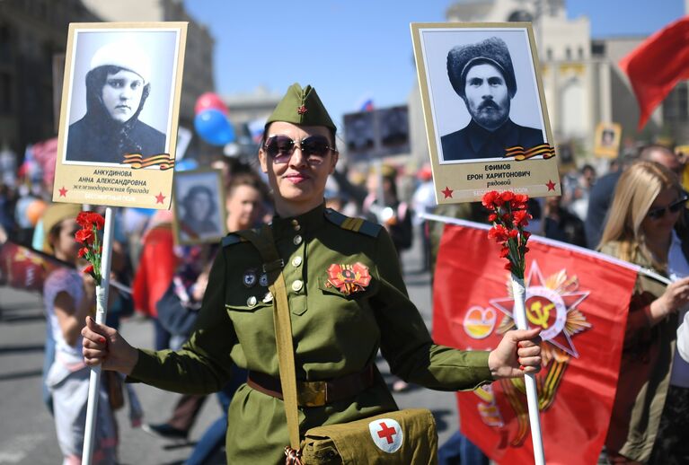 Акция Бессмертный полк в Москве