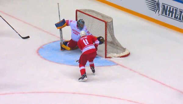 Путин забросил пять шайб в гала-матче Ночной хоккейной лиги в Сочи