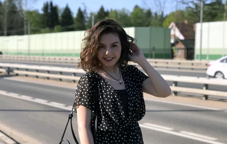 Волонтер должен уметь находить общий язык со всеми, независимо от их национальности, возраста и физических возможностей Волонтер должен уметь находить общий язык со всеми, независимо от их национальности, возраста и физических возможностей