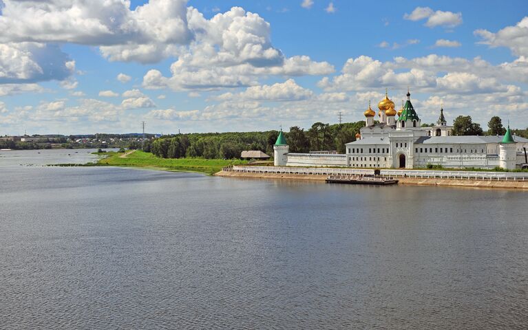 Ипатьевский монастырь, Кострома