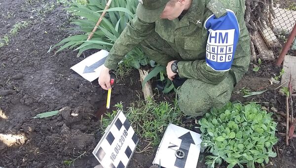 Представители ЛНР в СЦКК фиксируют последствия обстрела Луганска со стороны ВСУ. 16 мая 2018