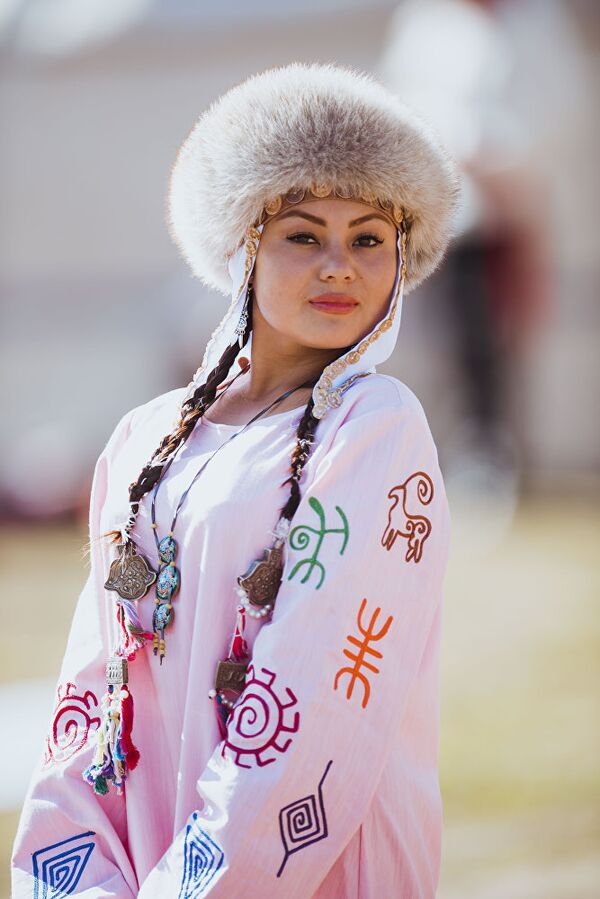 Киргизы одежда