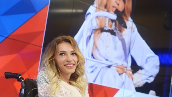 Участница конкурса Евровидение - 2018 от России Юлии Самойлова на пресс-конференции в международном мультимедийном пресс-центре МИА Россия сегодня. 17 мая 2018
