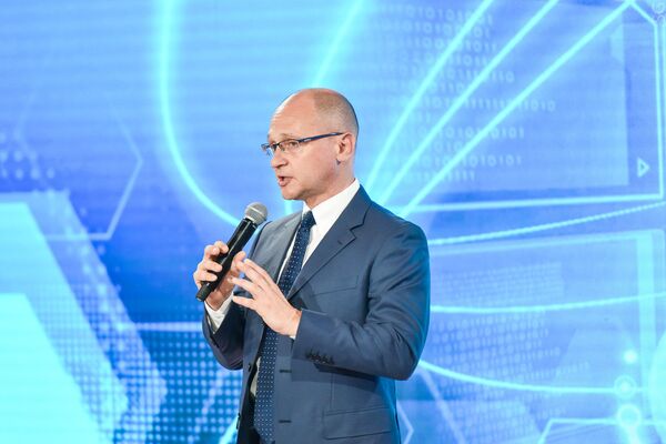 По словам Кириенко, добровольчество — это способ изменить мир вокруг к лучшему По словам Кириенко, добровольчество — это способ изменить мир вокруг к лучшему