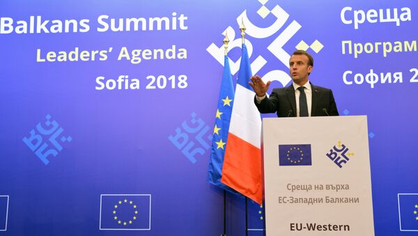 Президент Франции Эммануэль Макрон во время заявления для прессы на саммите ЕС в Софии. 17 мая 2018