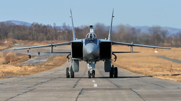 Сверхзвуковой всепогодный истребитель-перехватчик дальнего радиуса действия МиГ-31 