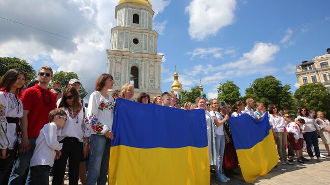 Участники марша вышиванок в Киеве. 19 мая 2018