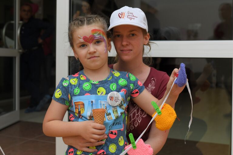 Ксения Глазкина с мамой Ксения Глазкина с мамой