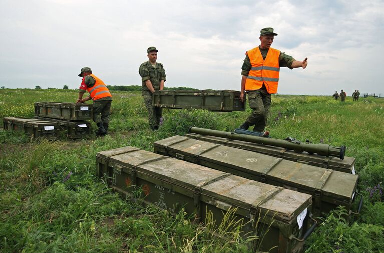 Военнослужащие на всеармейском конкурсе Чистое небо-2018